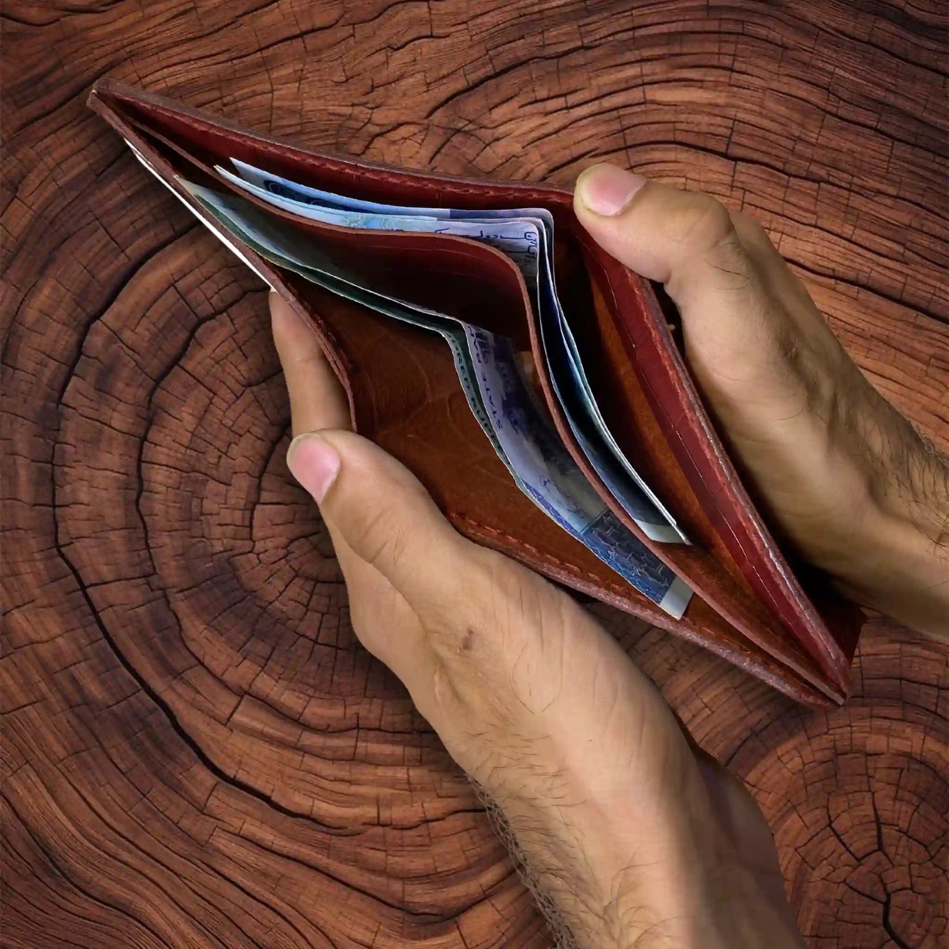 Crocodile Full Optional Wallet | Durable. Slim. Stylish. - WM Leather