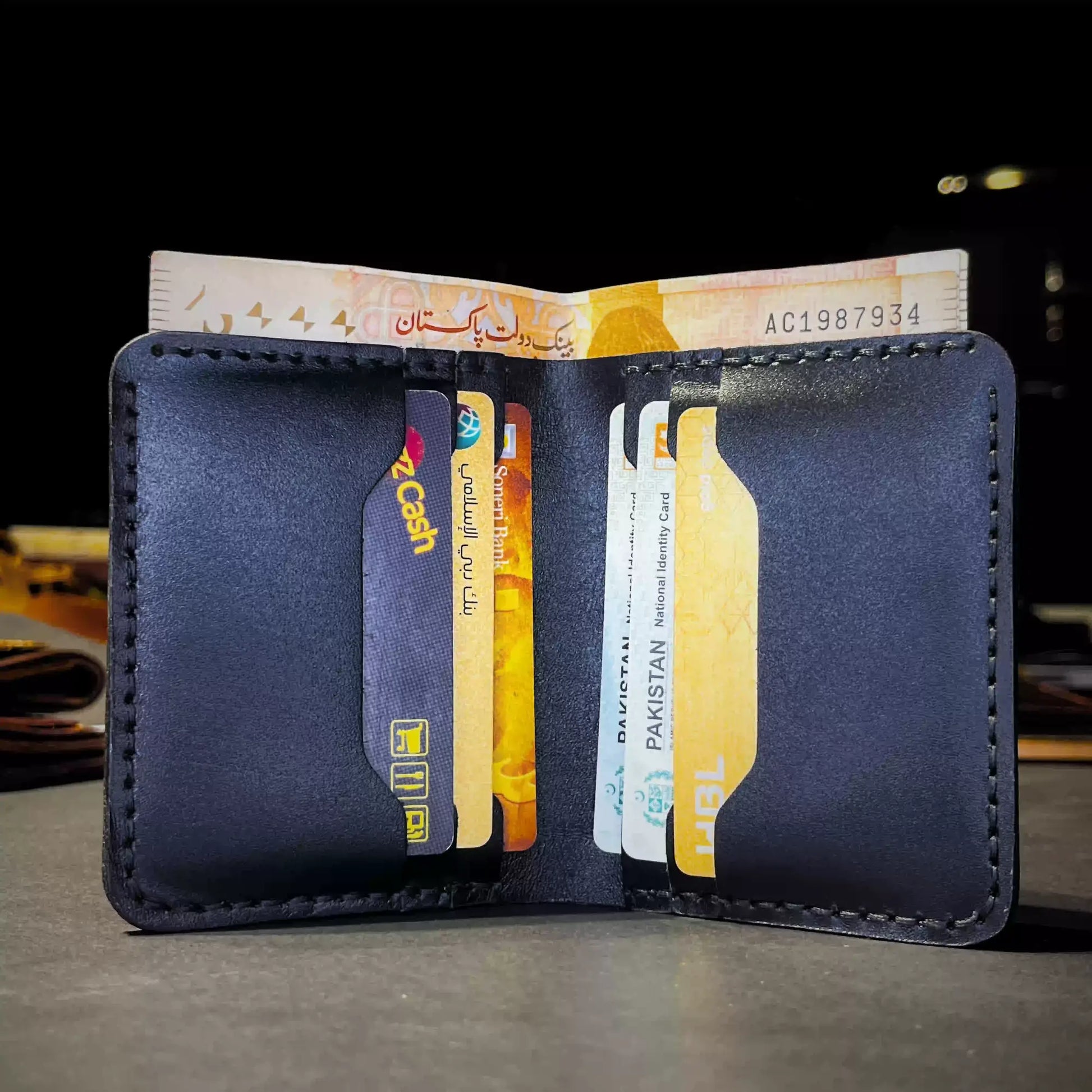 SaddleFold Leather Wallet | Slim Solution for Daily Clutter - WM Leather